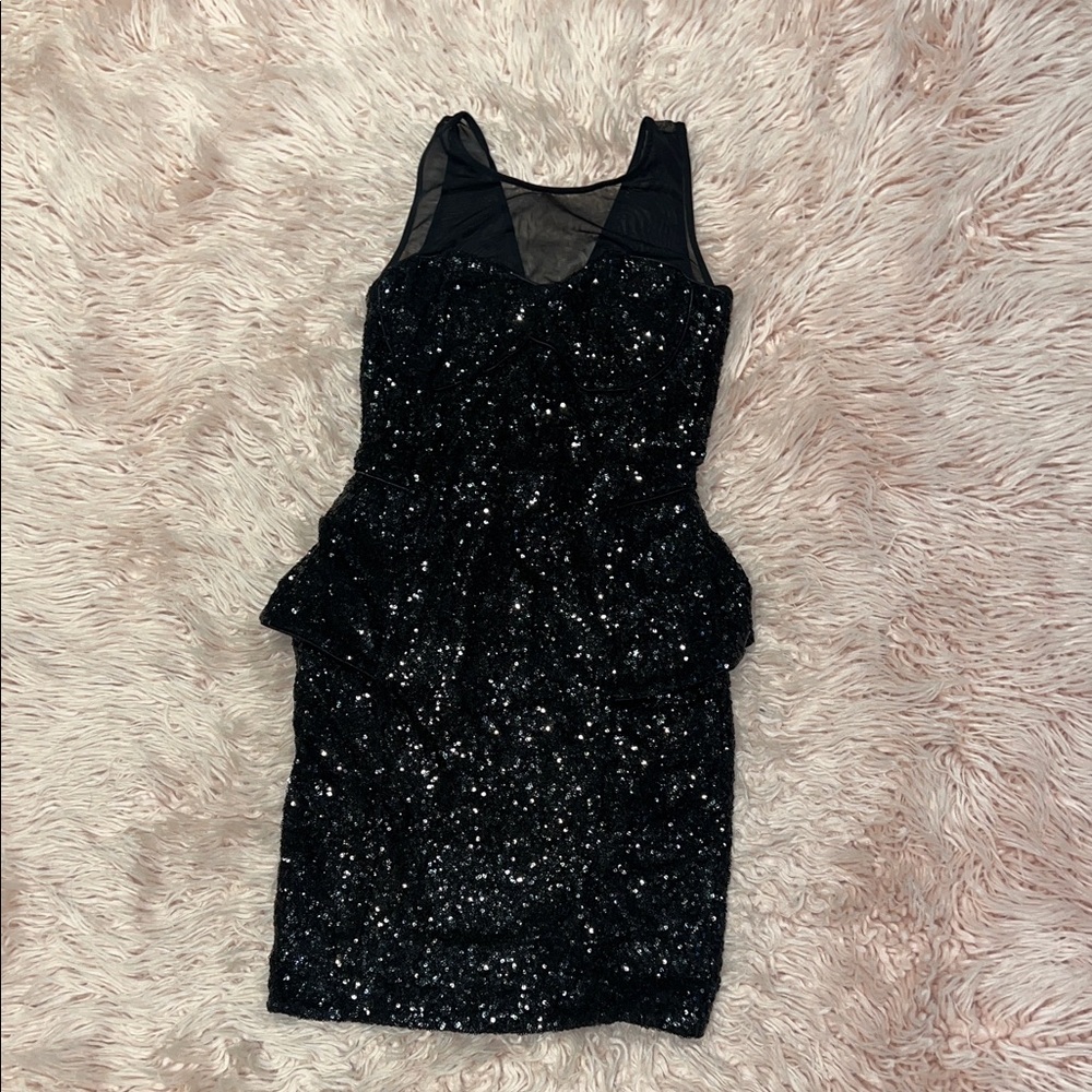 Bebe Black Sequin Peplum Bodycon Dress – Size Small – Party/NYE